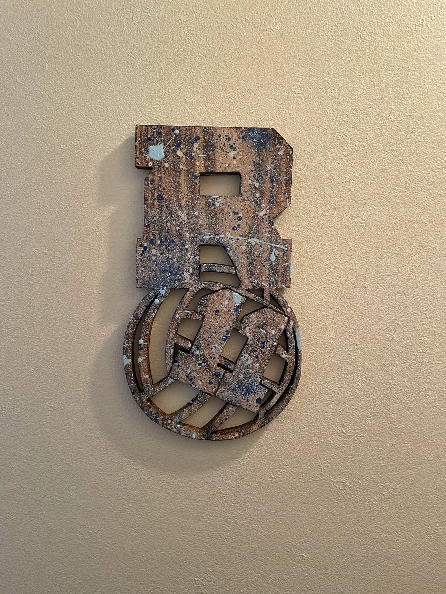 Custom High School Volleyball Piece with "R"
